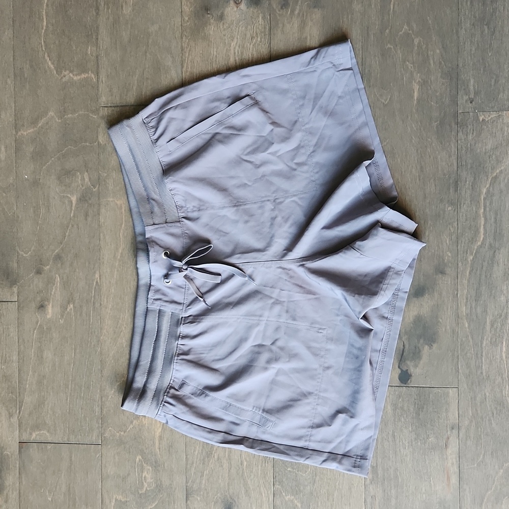 Grey Athletic Shorts RBX Size L